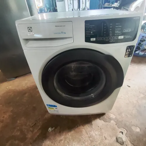 Lavadora de roupa Electrolux 11kg prime Care. 