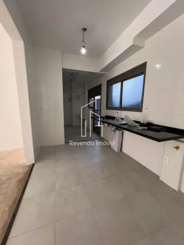 Imóvel Exclusivo à Venda: Apartamento de Luxo com 4 Suítes e 3 Vagas na City América, São