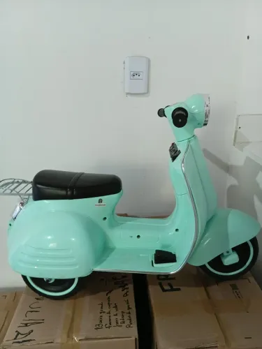 Moto elétrica infantil Lambreta Bandeirante 6V