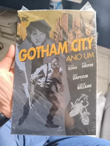 Gotham City - Ano Um