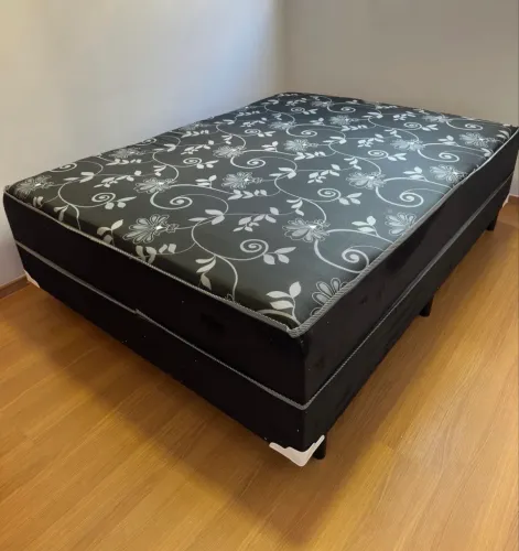 Cama box casal