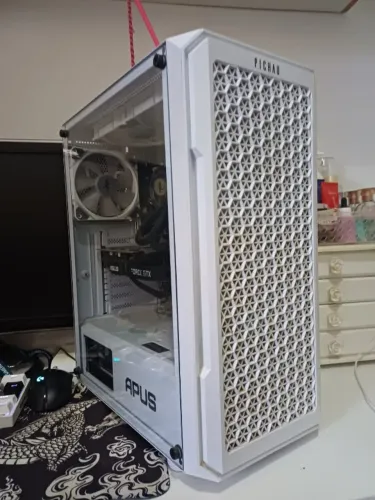 Pc Desktop Intel I5 De 7 Geração Com 16 De Ram E Ssd 500bg (Usado)
