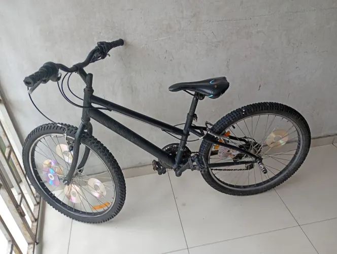 Bicicleta aro 24 top olhe a descrição