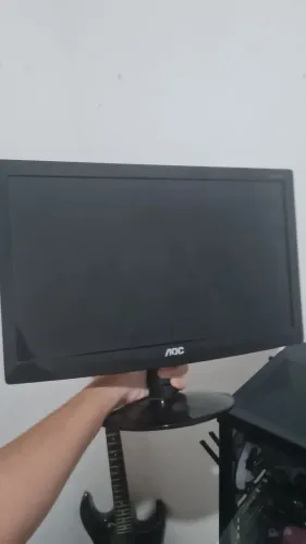 Monitor AOC 16 polegadas