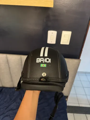 Capacete de scooter elétrica novo