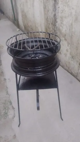 Churrasqueira de jante preta