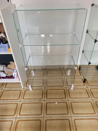 Prateleira de vidro