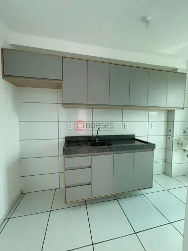 Apartamento para alugar no bairro Bom Jesus - Imperatriz/MA