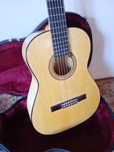 Violão de Luthier + hardcase sob medida 