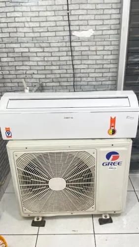 Ar condicionado todos tamanhos e modelos.