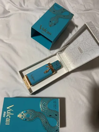 perfume Vulcan Feu Eau de Parfum da marca French Avenue.