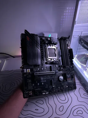 Placa mãe DDR5 TUF GAMING A620m-PLUS WIFI AM5