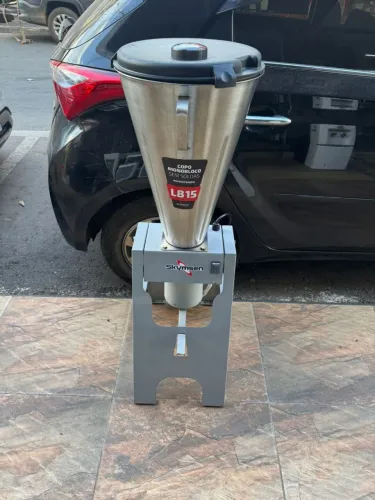Liquidificador Industrial LB15 Basculante