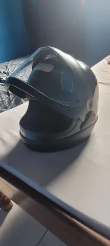 Capacete