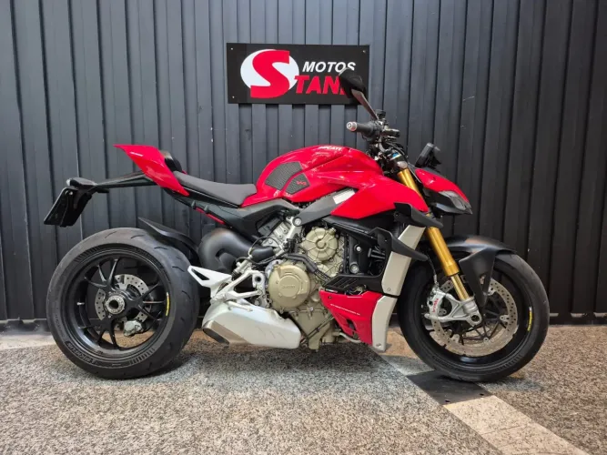 Ducati streetfighter