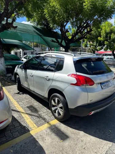 Peugeot 2008 Griffe 1.6 Flex 16V 5P Aut. 2017