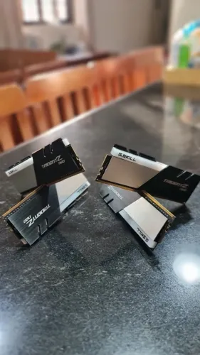 Memória Ram GSkill TridentZ Neo DDR4 32Gb