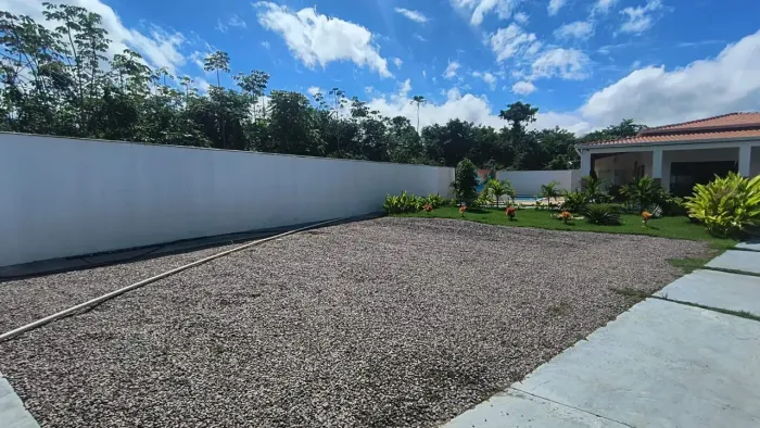 CHÁCARA DE ALTO PADRÃO - 2.000m² | RIO NEGRO/ Mobiliado