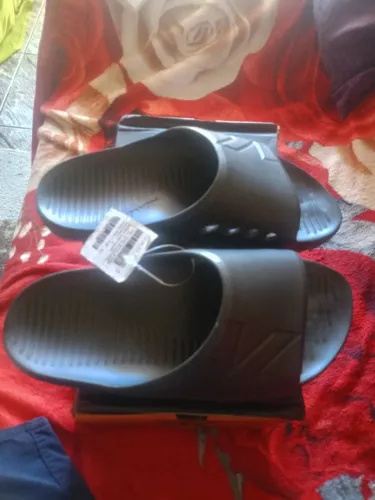 Chinelo kenner novo tamanho 41