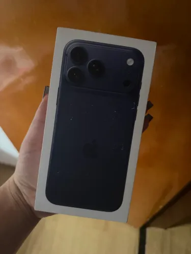 IPHONE 17 PRO MAX AZUL