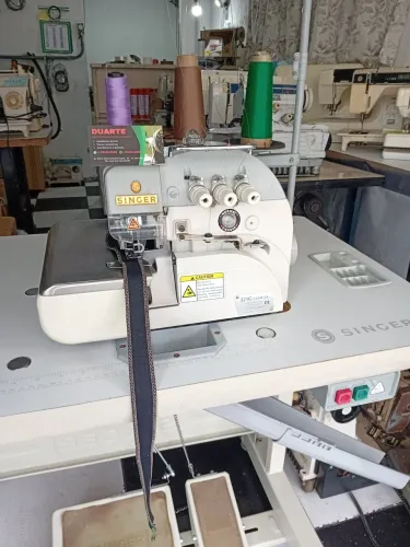 Overlock Industrial Singer