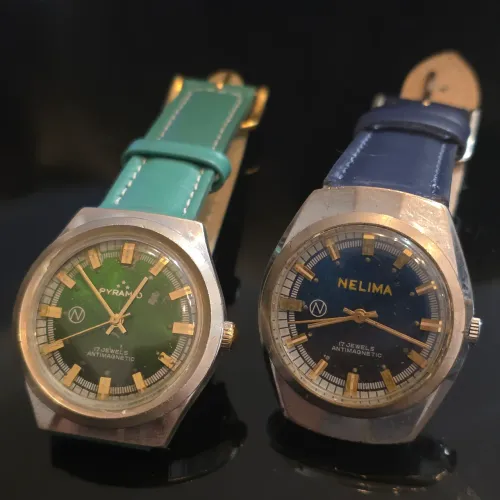 Lote 2 Relógios Suíços Nelima Azul e Verde 38mm corda manual 17 rubis originais revisados