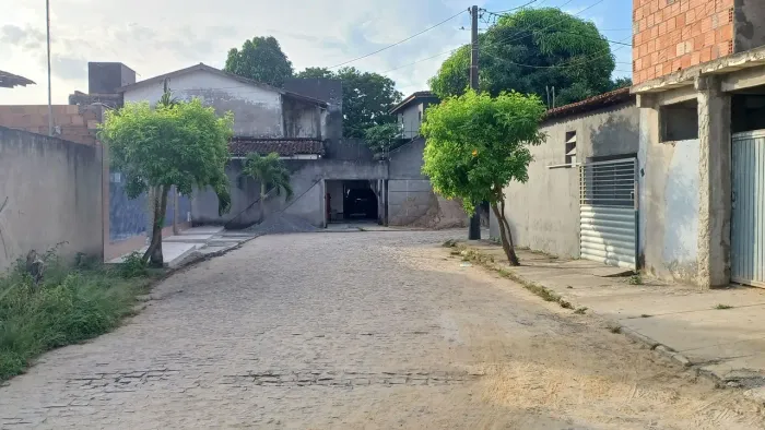Casa no centro de berimbau para o periodo junino