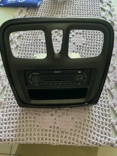 Rádio com moldura Sandero/ Logan