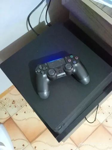 Ps4 slim