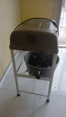 Mexedeira 30lts progas