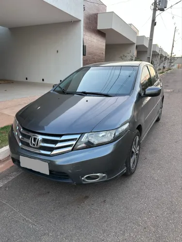 Honda City Sedan LX 1.5 Flex 16V 4P Aut. 2013