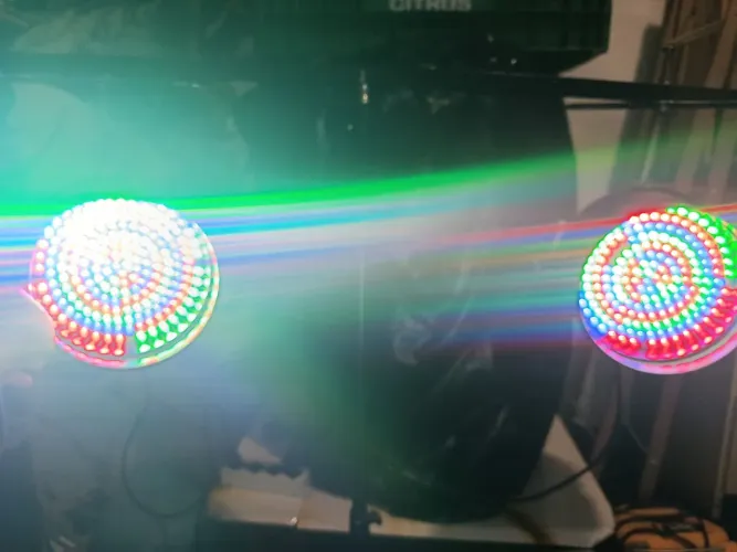 64 luzes