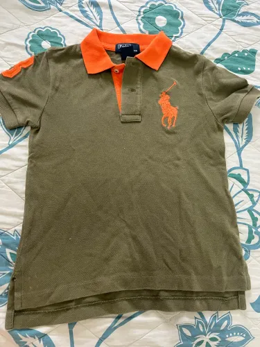 Diversas roupas infantis importadas e originais das marcas Calvin Klein, GAP e etc  