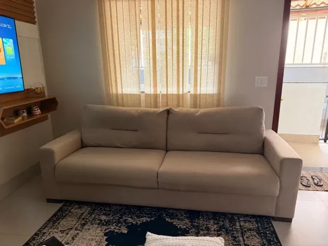 Sofá - Estado de Novo