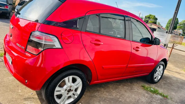 Chevrolet Agile LTZ 1.4 MPFI 8V Flexpower 5P 2013