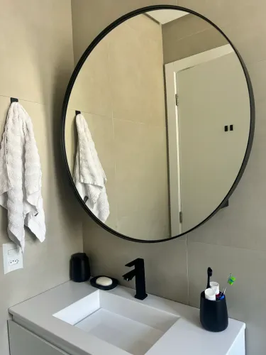 Espelho com armário para banheiro - minimalista e lindo