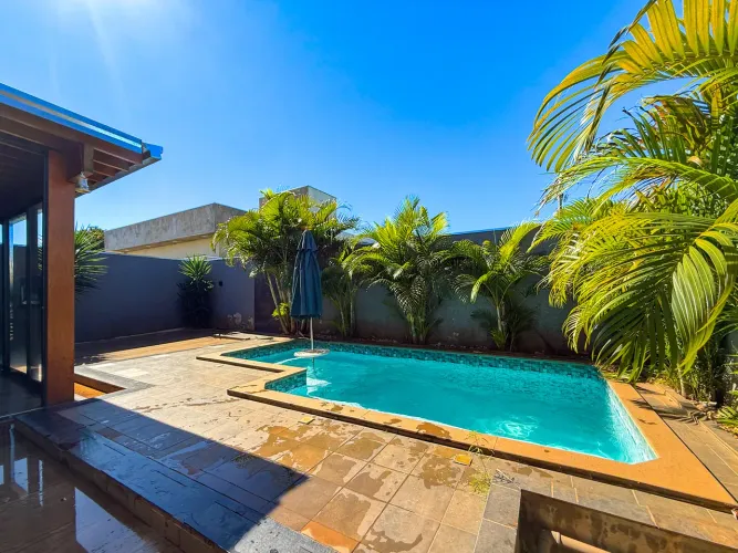 Casa térrea 3 quartos com suíte - Cond. Bella Vittà - Piscina e área gourmet - Venda ou Lo