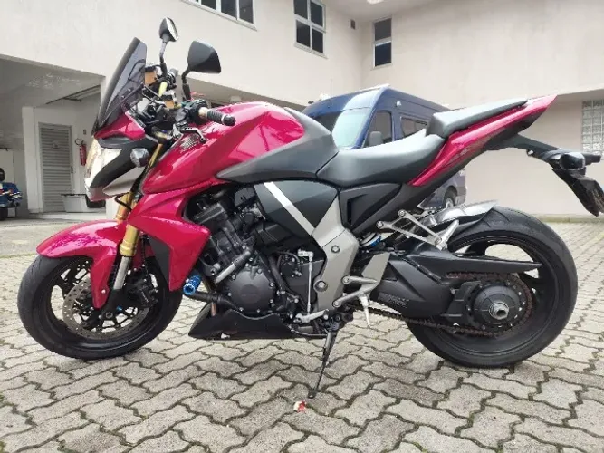 Honda CB1000R. *Raridade*- **Baixa Km 6.800km originais**
