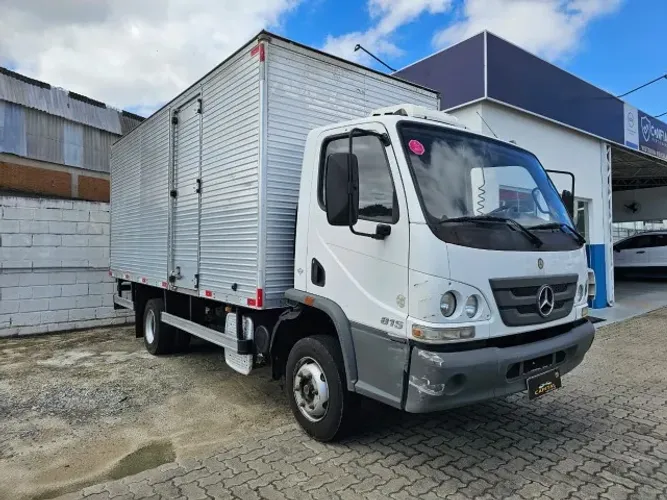Mercedes-Benz Accelo