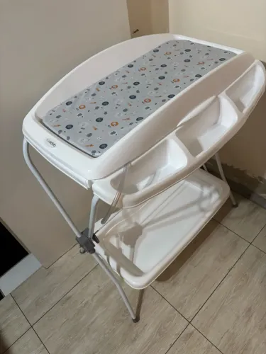 Banheira com trocador