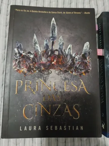Coleção de livros Princesa das Cinzas trilogia
