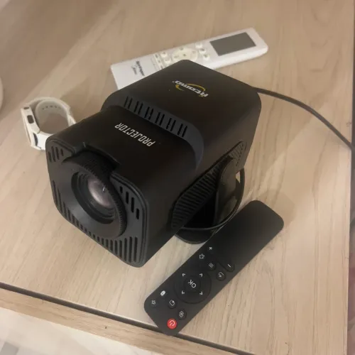 Projetor hy320 Novo?s pra trocar em TV32