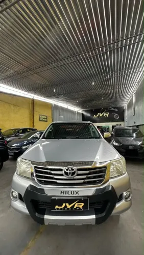 Toyota Hilux CD SRV 4X2 2.7 Flex 16V Aut. 2015