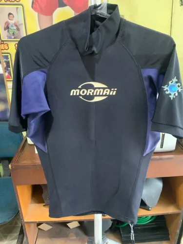 Blusa de neoprene normais