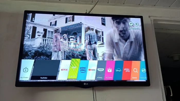 Smart tv LG 28 polegadas 400 reais 