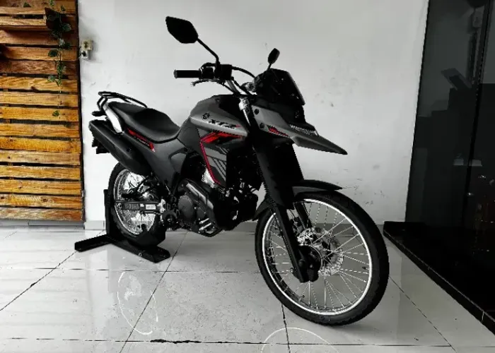 YAMAHA 250 LANDER CONNECTED 2025 CINZA 800 KM