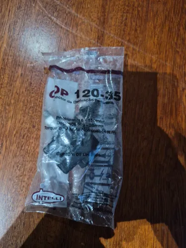 Conector de derivação perfurante