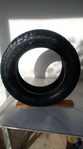 Vendo pneu Pirelli Scorpion aro 15