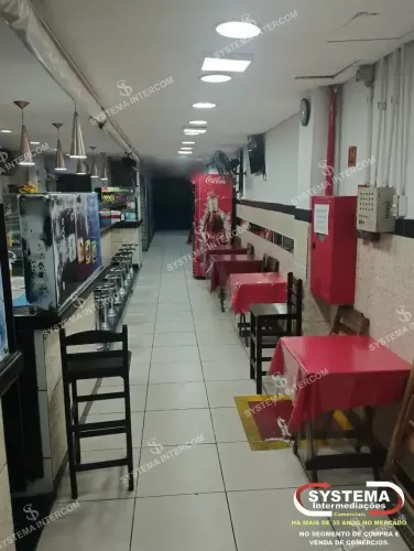 Restaurante e lanchonete no centro de São Paulo