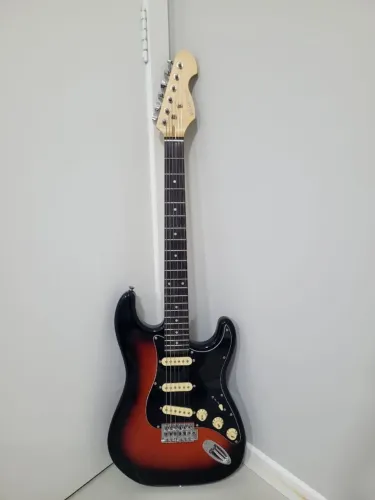 Guitarra Michael Stratocaster